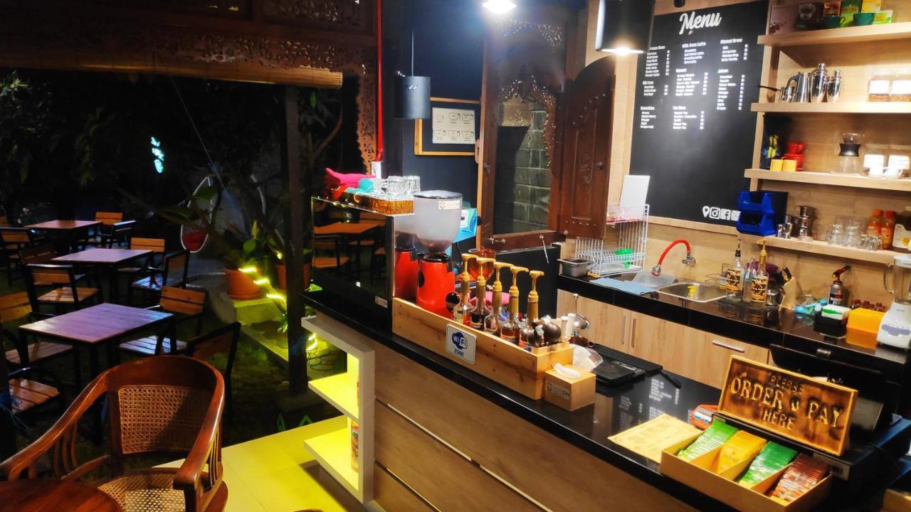 Omah Nayan Hotel Maguwo Ngoại thất bức ảnh