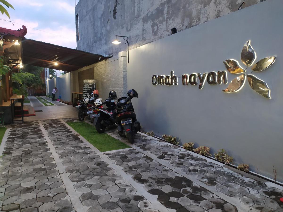 Omah Nayan Hotel Maguwo Ngoại thất bức ảnh