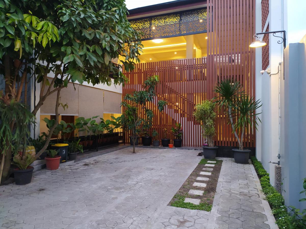 Omah Nayan Hotel Maguwo Ngoại thất bức ảnh