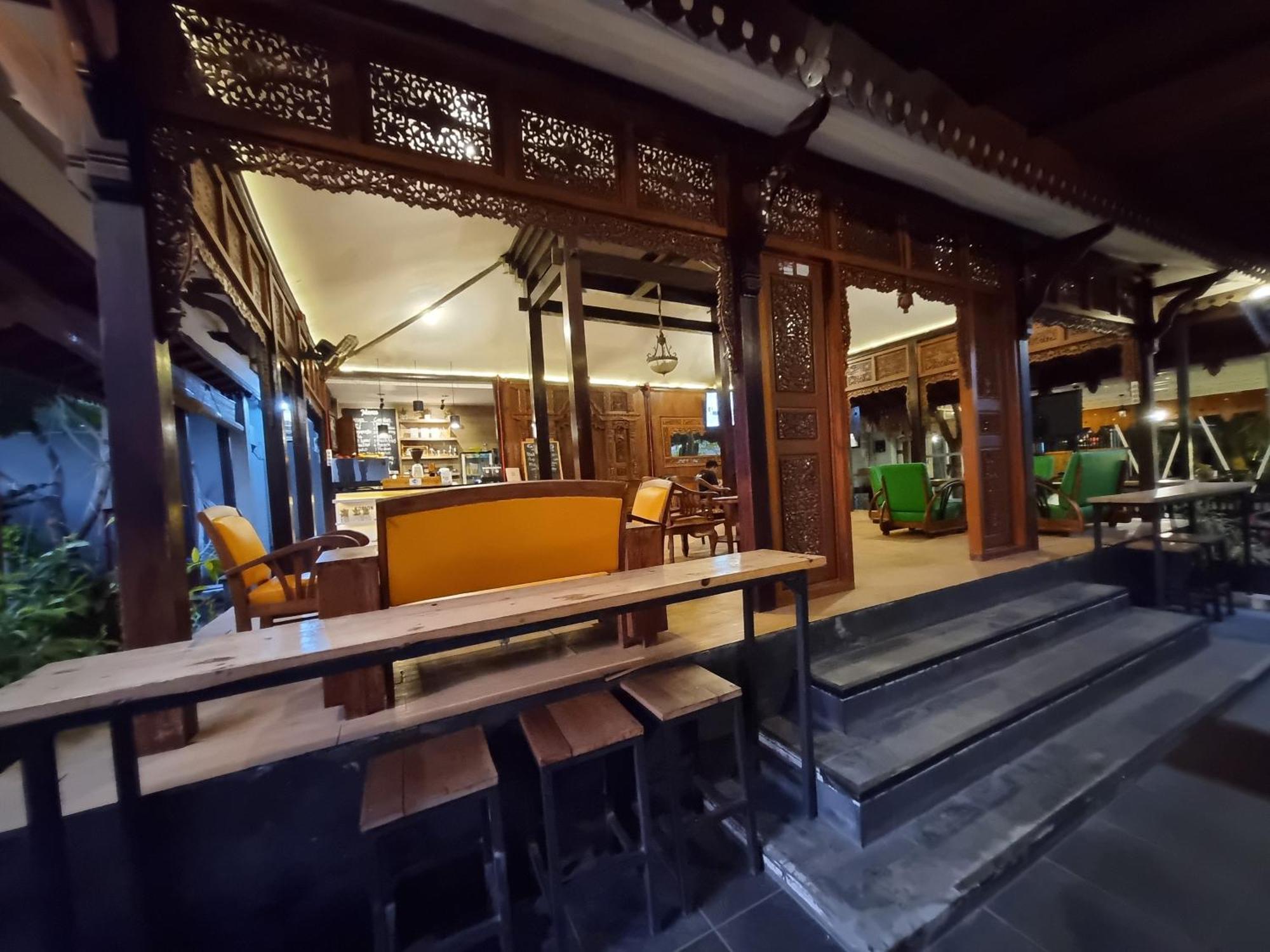 Omah Nayan Hotel Maguwo Ngoại thất bức ảnh